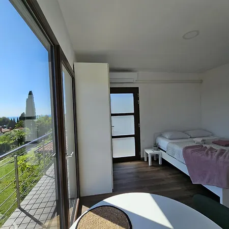 Roma Apartman *